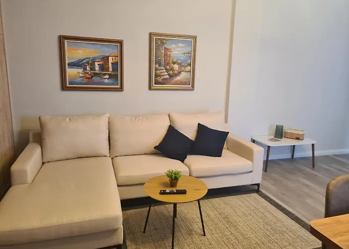Old Beach Apartment Vlora